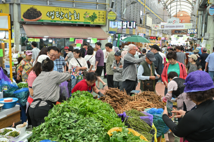 “곰취 한 장에 봄이 왔다”