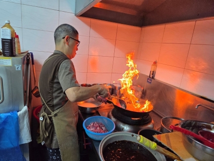 “짜장 한 그릇에 마음을 담았습니다”