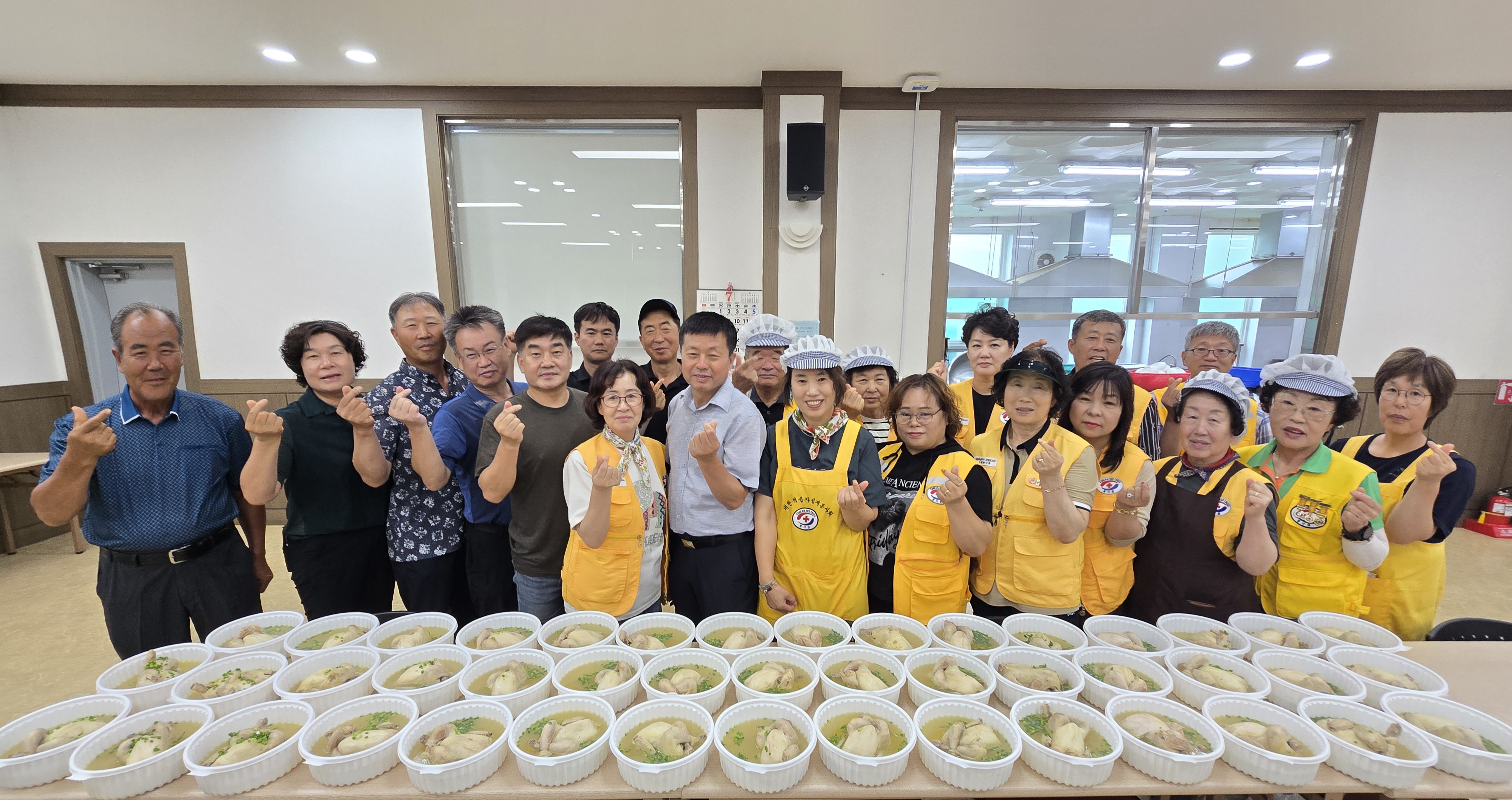 임계면 적십자봉사회, 초복맞이 어르신 삼계탕 나눔 행사 개최